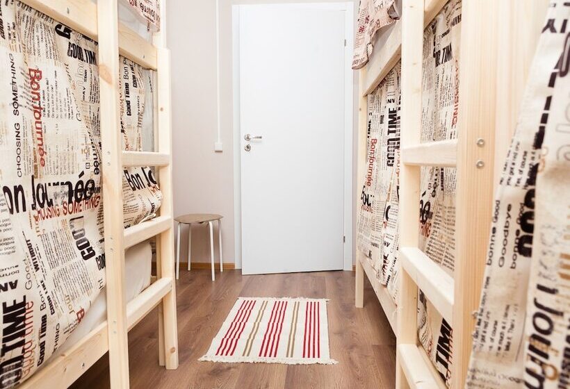 מיטה בחדר משותף, Hostelsrus Domodedovo