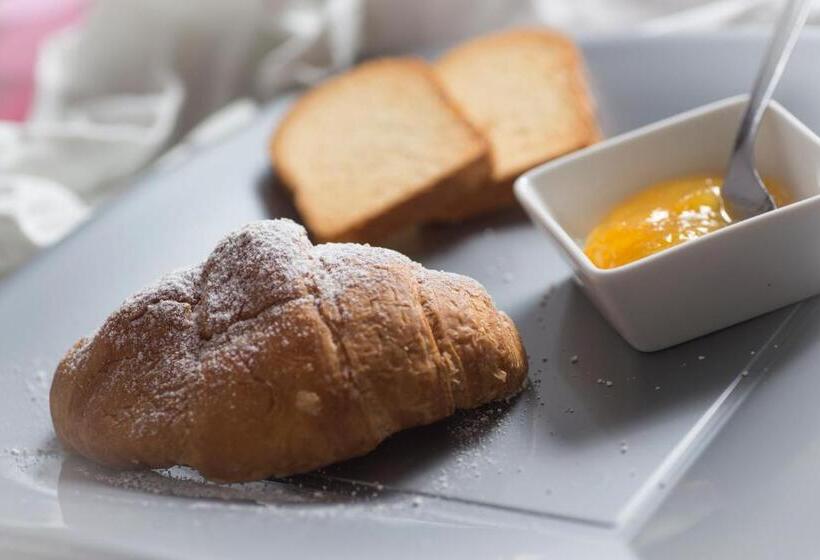 חדר סטנדרט עם מיטת קינג, Anna Guest House