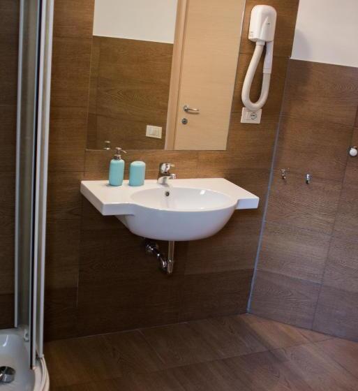 חדר סטנדרט עם מיטת קינג, Anna Guest House