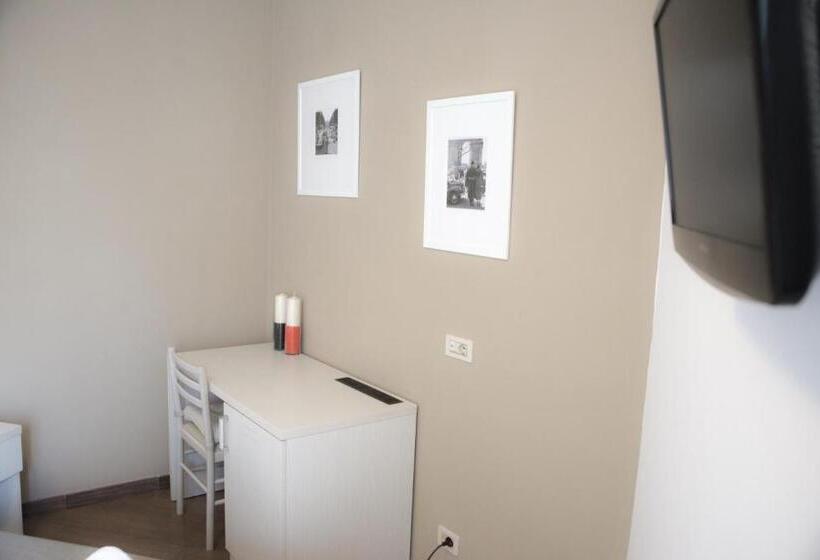 חדר סטנדרט עם מיטת קינג, Anna Guest House