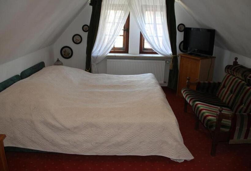 اتاق استاندارد یک نفره, Fisherman's House