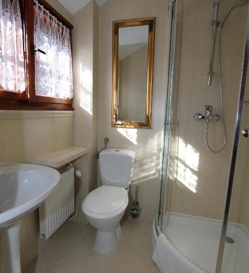 اتاق استاندارد, Fisherman's House