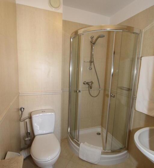 اتاق استاندارد, Fisherman's House