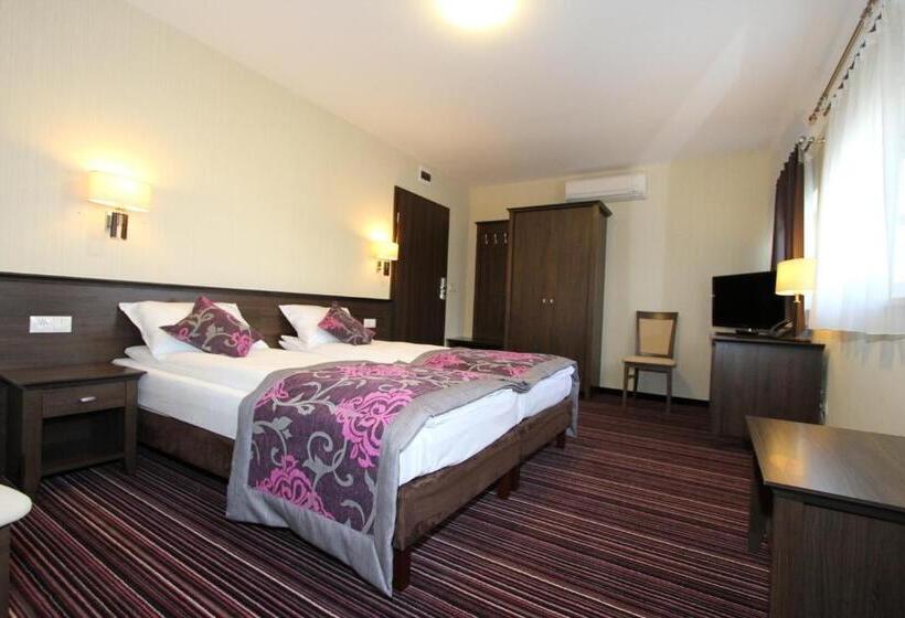 اتاق راحتی, Fisherman's House