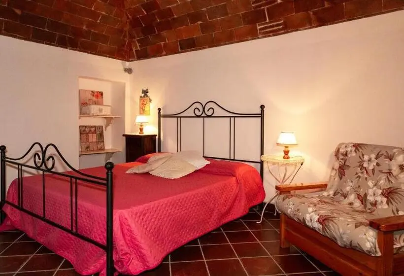 Superior Kolmen Hengen Huone, Agriturismo Il Belvedere Country Houses