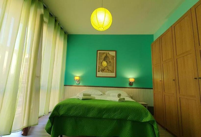 اتاق لوکس, Il Giglio Guest House