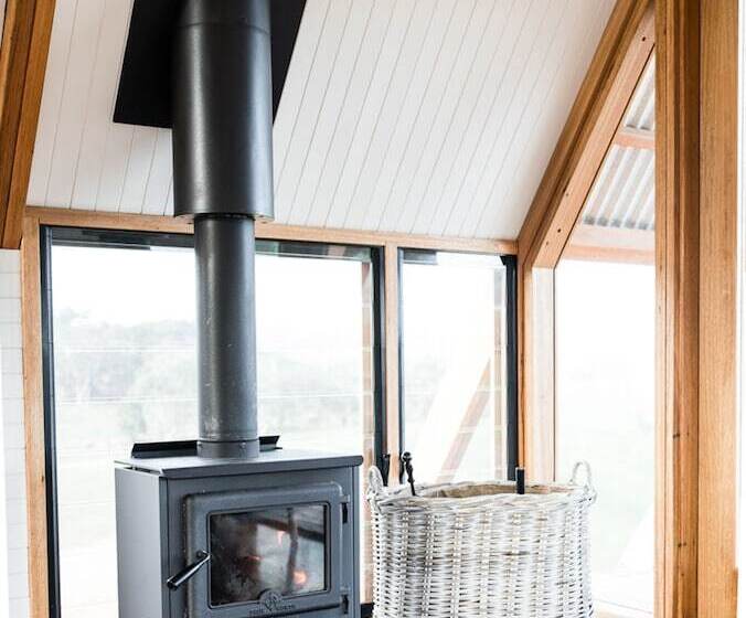 בקתה, Kimo Estate