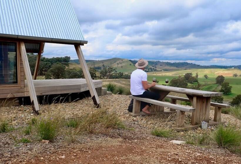 בקתה, Kimo Estate