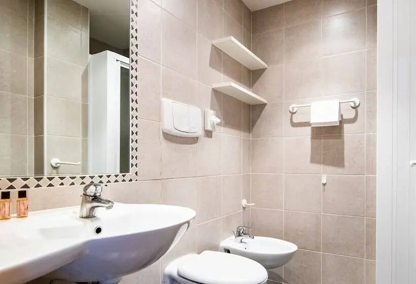Economy Studio, Residence Contrin