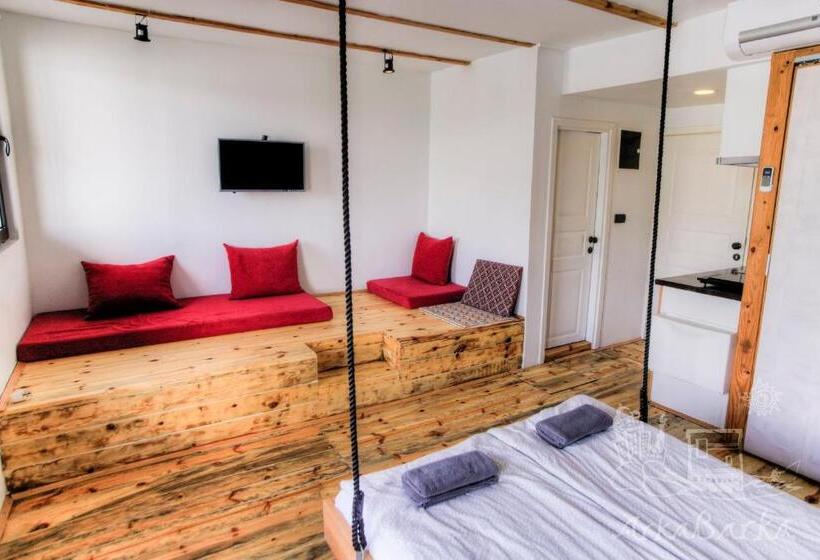 带大床的标准工作室, Arkabarka 2  Floating Dream Rooms And Apartments