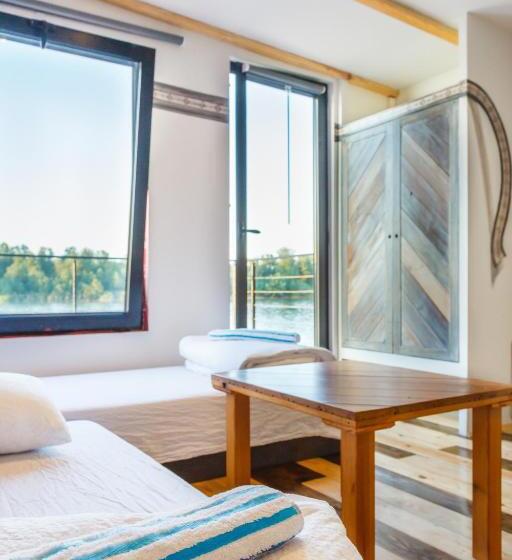 آپارتمان 1 خوابه با تراس, Arkabarka 2  Floating Dream Rooms And Apartments