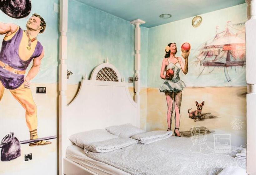 标准三人间, Arkabarka 2  Floating Dream Rooms And Apartments