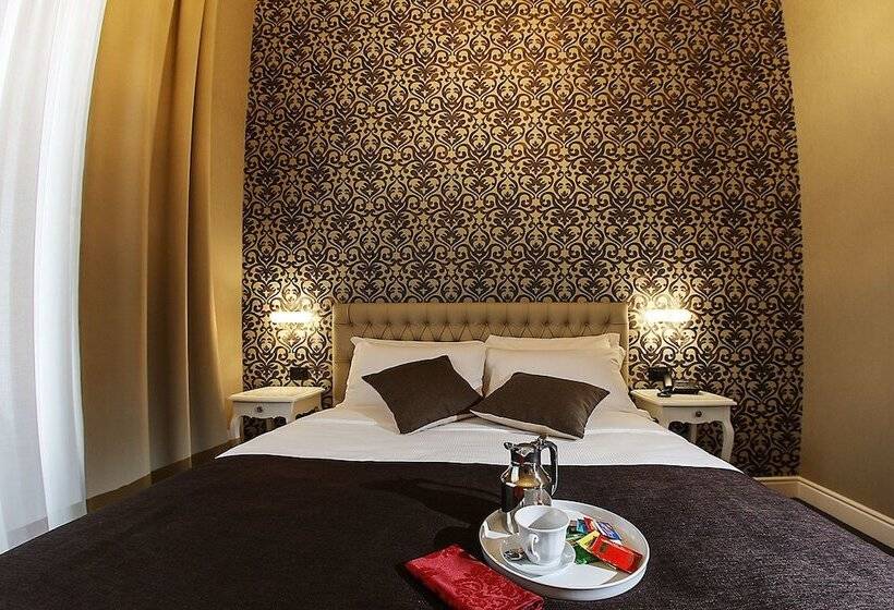 اتاق لوکس, Villa San Martino