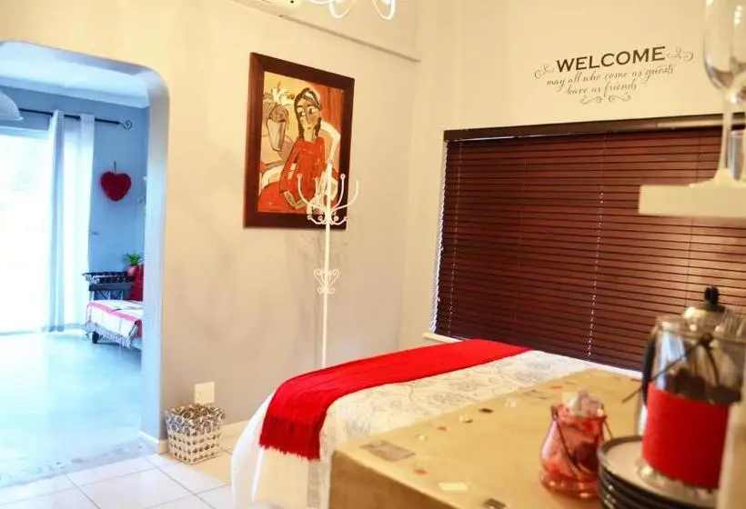 سوییت اجرایی, Zonnevanger Guesthouse