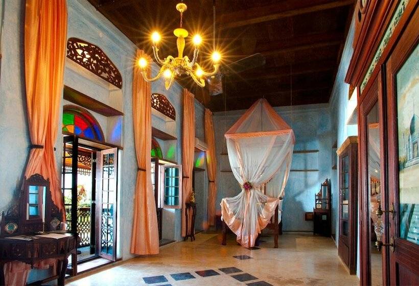 اتاق استاندارد, Emerson Spice