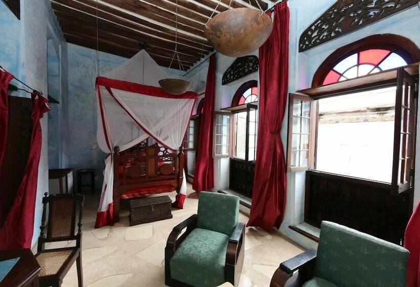 标准间, Emerson Spice