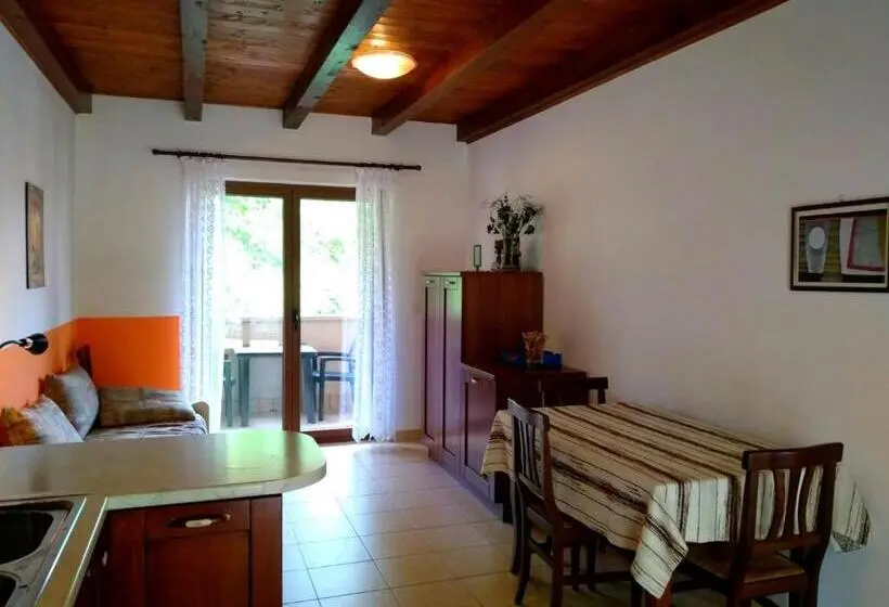 آپارتمان 1 خوابه با بالکن, Agriturismo Radovic