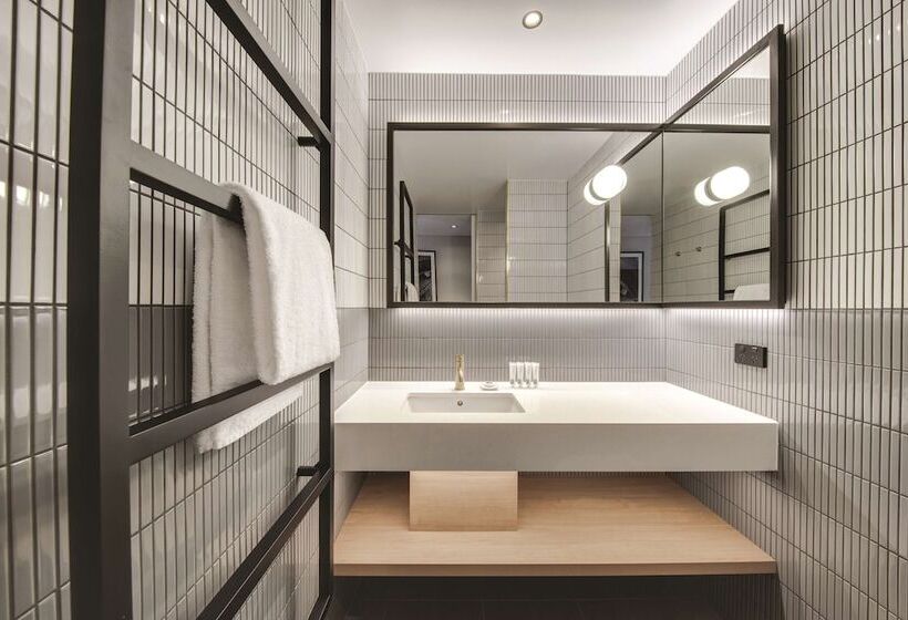Номер Deluxe, Vibe Hotel Sydney Darling Harbour