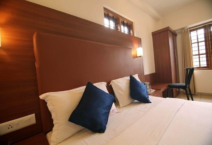 标准间, White Portico