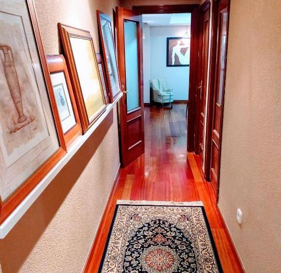 اتاق سه‌نفرۀ استاندارد با سرویس بهداشتی بیرون از اتاق, Collection City   Bed & Breakfast, Alicante Center I Cocina & Amplia Terraza   Jardín