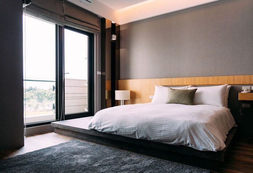 اتاق لوکس, Tsang Kuo Resort