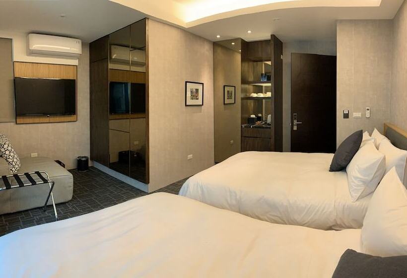 اتاق استاندارد چهار تخته, Tsang Kuo Resort