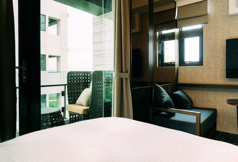 اتاق لوکس, Tsang Kuo Resort