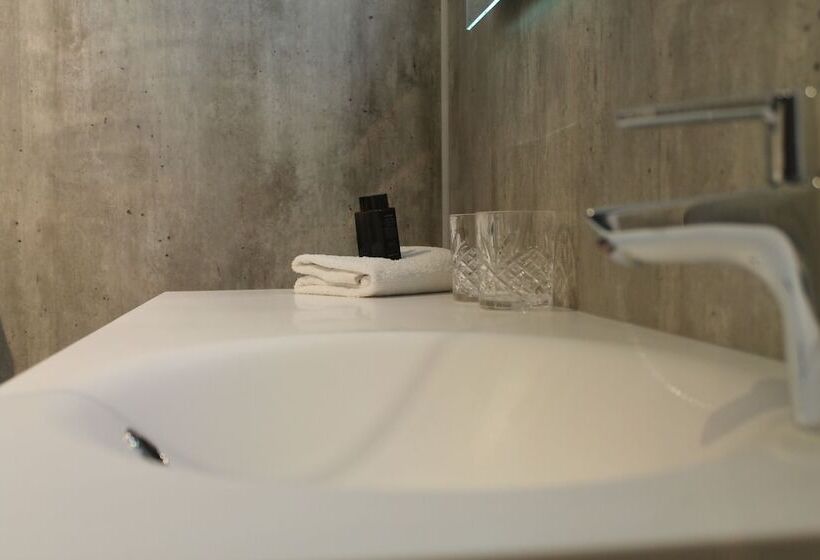 스탠다드 룸, Frichs Ekspress åndalsnes