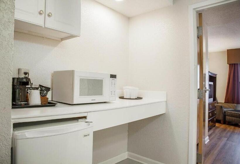 キングサイズベッドのスイートルーム, Atlantic Beach Hotel Newport