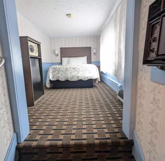 ２ベッドルームアパートメント, Bennington Motor Inn