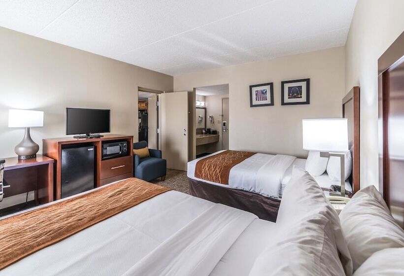 סוויטה, Comfort Inn Festusst. Louis South