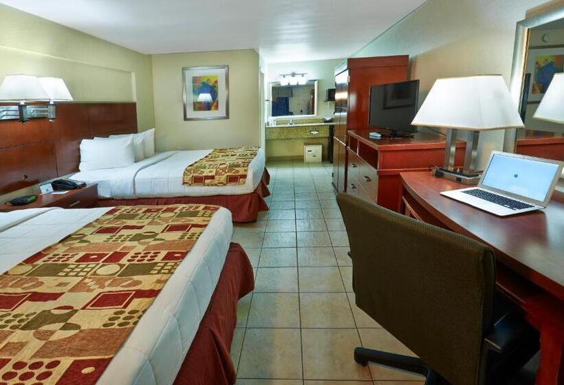 公園の見えるスタンダードルーム, Ramada By Wyndham Flamingo Water Park