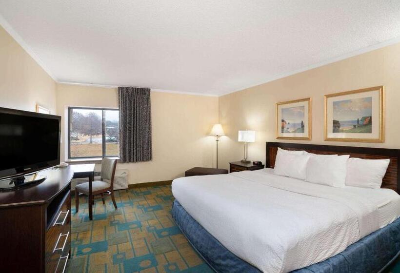 غرفة قياسية سرير كينج, La Quinta By Wyndham Jackson