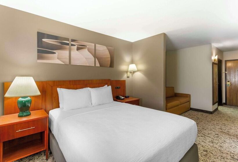Люкс, Quality Inn & Suites Fillmore I15
