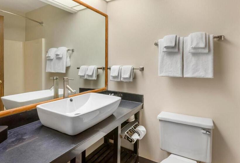 سوییت, Quality Inn & Suites Fillmore I15