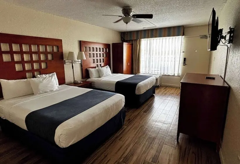 سوییت, Ramada By Wyndham Flamingo Water Park
