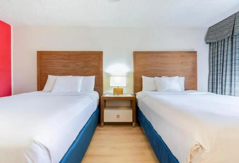 اتاق استاندارد اینتریور, Ramada By Wyndham Flamingo Water Park
