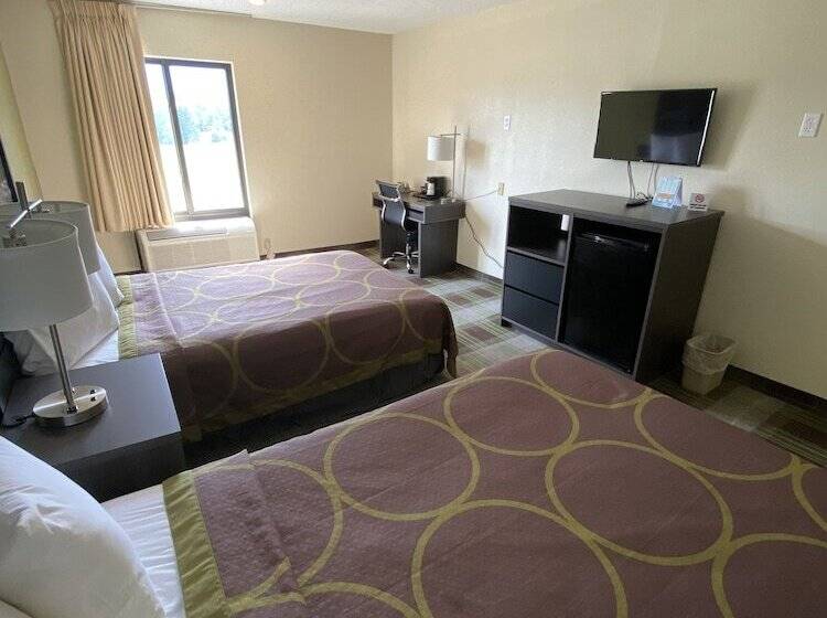 חדר סטנדרט שתי מיטות זוגיות, Super 8 By Wyndham Metropolis