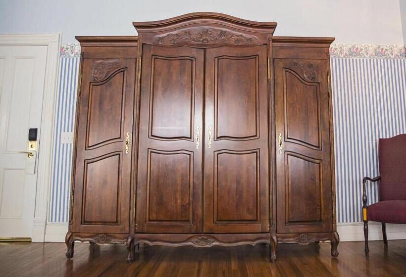 غرفة قياسية سرير كينج, The Beaufort Inn