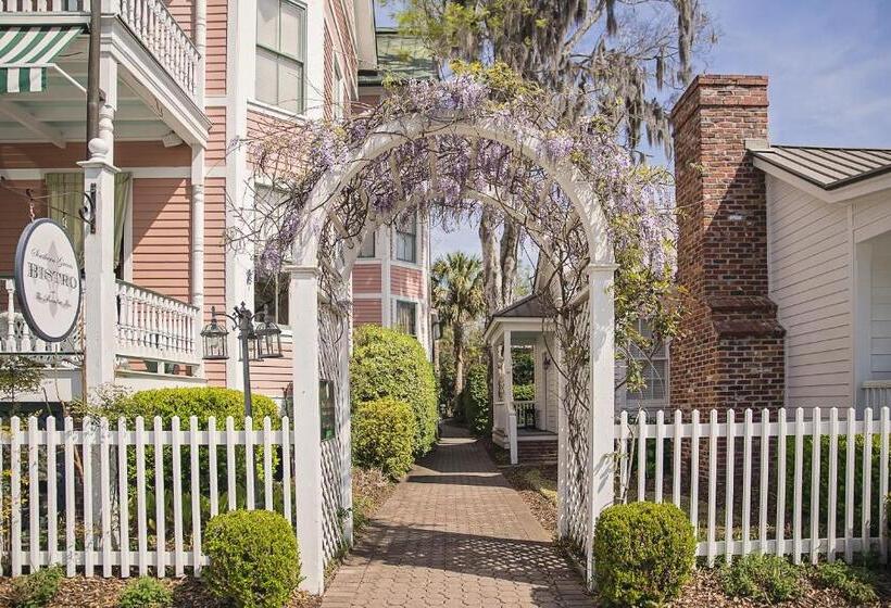 كابينة, The Beaufort Inn