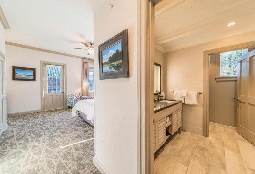 غرفة سوبيريور سرير كينج, The Beaufort Inn