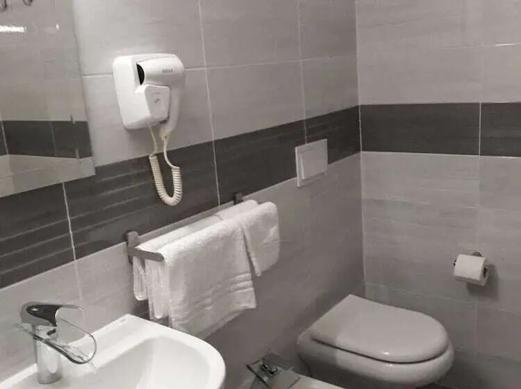 اتاق راحتی, B And B Living