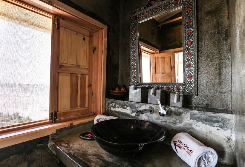 スタンダードバンガロー, Dakhla Attitude