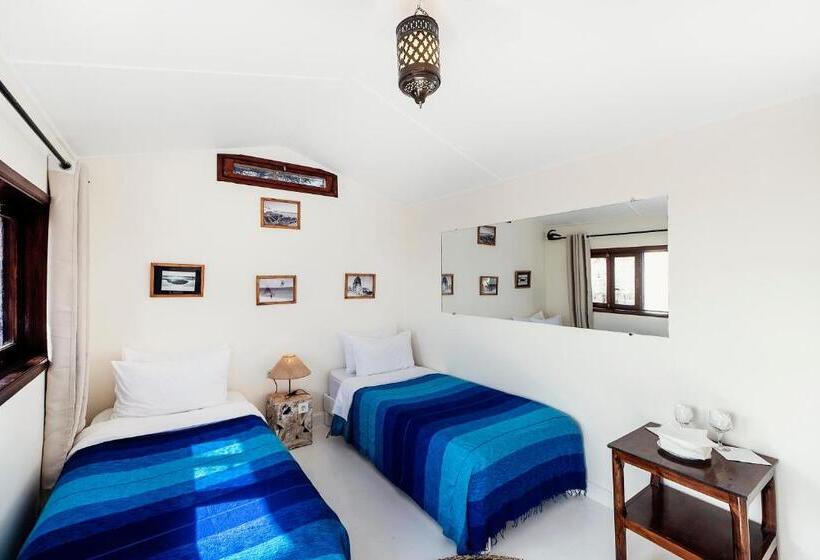 スタンダードバンガロー, Dakhla Attitude