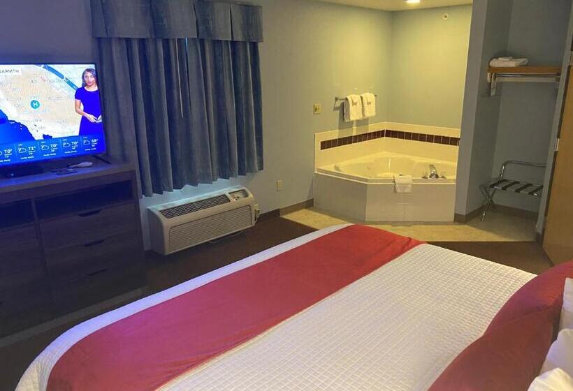 자쿠지 스위트, Garnett Hotel & Rv Park