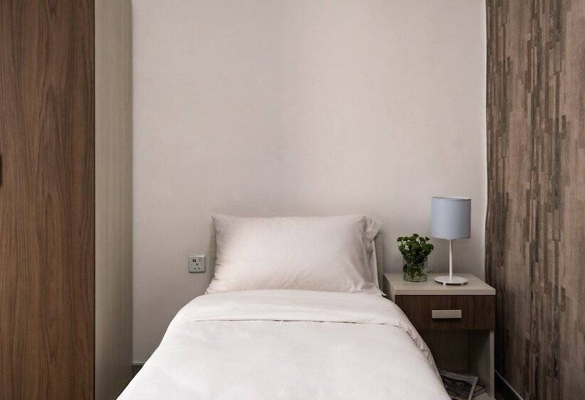 اتاق استاندارد یک نفره با چشمانداز دریا, C Est La Vie