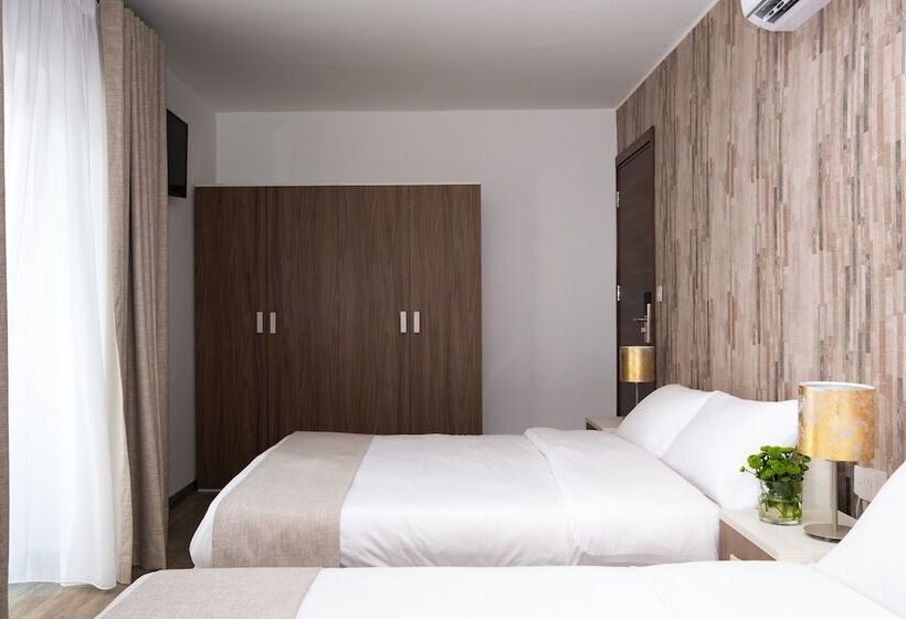 Triple Room Sea View, C Est La Vie