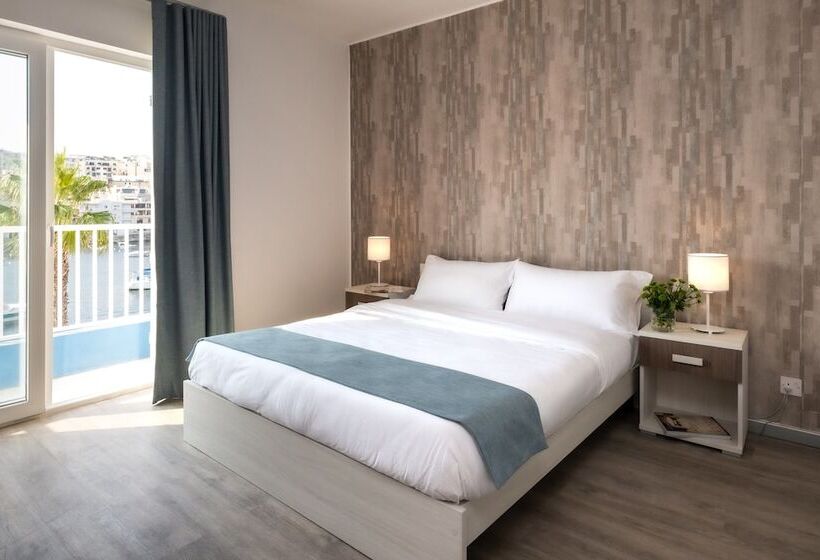 اتاق استاندارد با چشمانداز دریا, C Est La Vie