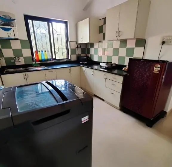 プールの見える1ベッドルームアパートメント, Ronne S 2bhk Lagoon Apartment Calangute