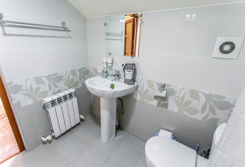 スタンダードトリプルルーム, Suzani Samarkand